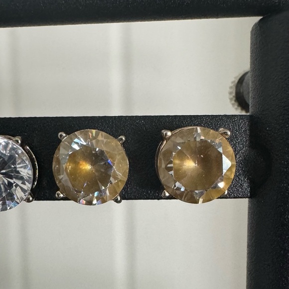 EUC Bundle of Three 1cm Stud Earrings - Picture 7 of 11